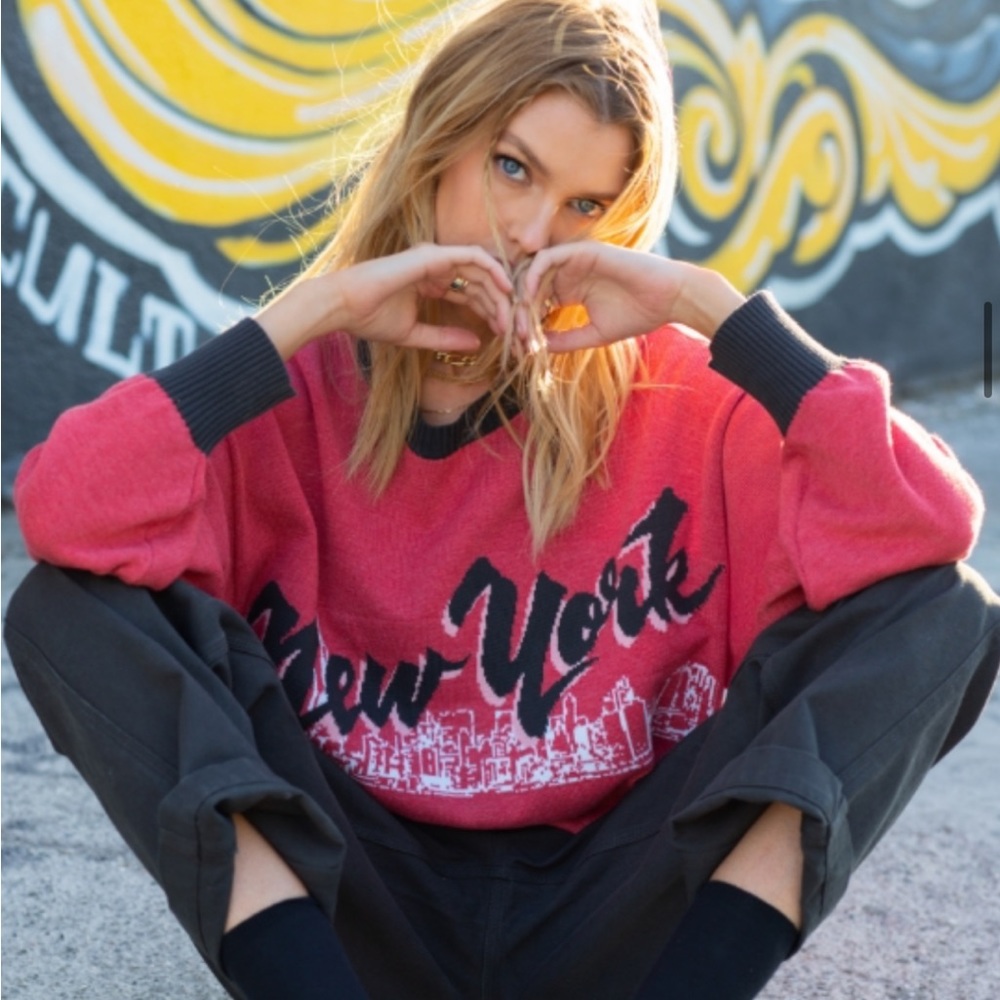 RVCA X STELLA NEW YORK SKYLINE SWEATER M NEW SOLD OUT!